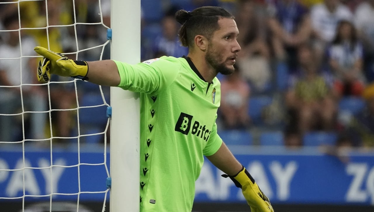 Ledesma podría perderse 12 partidos por sanción y el Cádiz explota