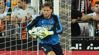 Palo a Álex Remiro en la selección y mensaje a Luis de la Fuente