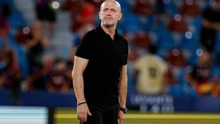 Calero pierde a Carlos Álvarez y busca sustituto para el ataque