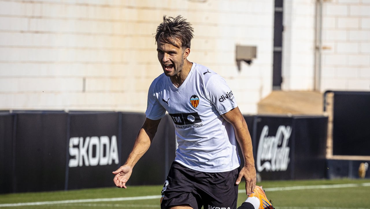 El Valencia trabaja en la salida de una de las perlas de su cantera