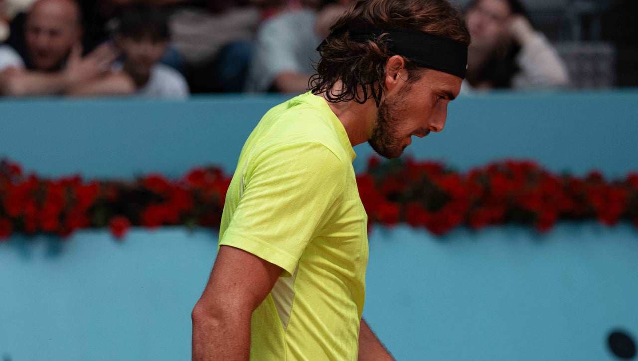 Tsitsipas hace saltar las alarmas en Madrid