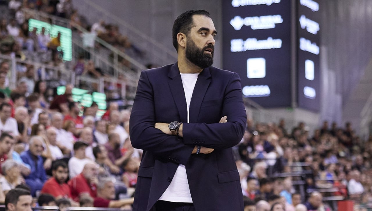 Ramón Díaz, entre la urgencia del Granada y el doloroso adiós de Hankins: "Su marcha nos hace daño a nivel de equipo"