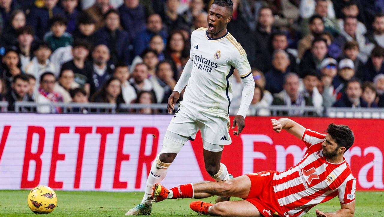 Se admite la denuncia del CTA a Melero y el Almería tiembla