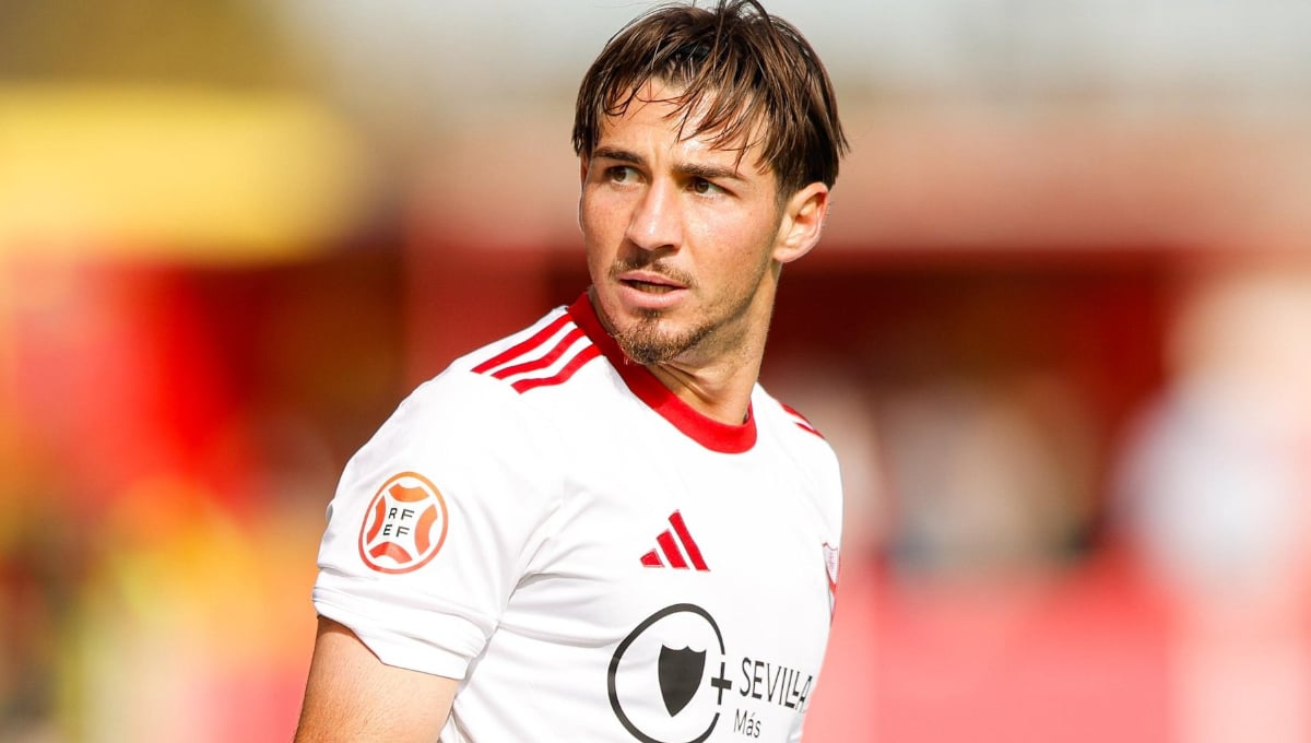 La justicia deportiva por fin da la razón al Sevilla y corrige la polémica sanción a Alberto Collado