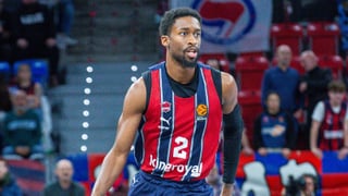 Paolo Galbiati celebra la decisión de Baskonia con Kobi Simmons: "Estoy muy contento de que termine la temporada con nosotros"