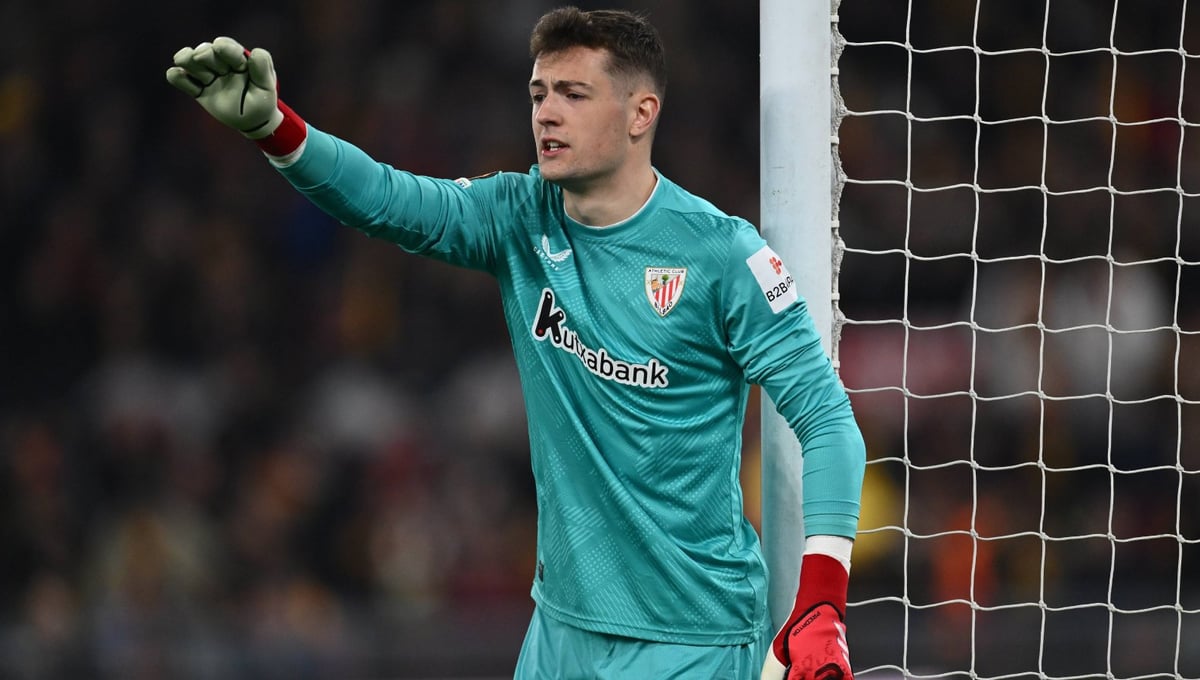 Agirrezabala gana la batalla y deja en jaque al Athletic