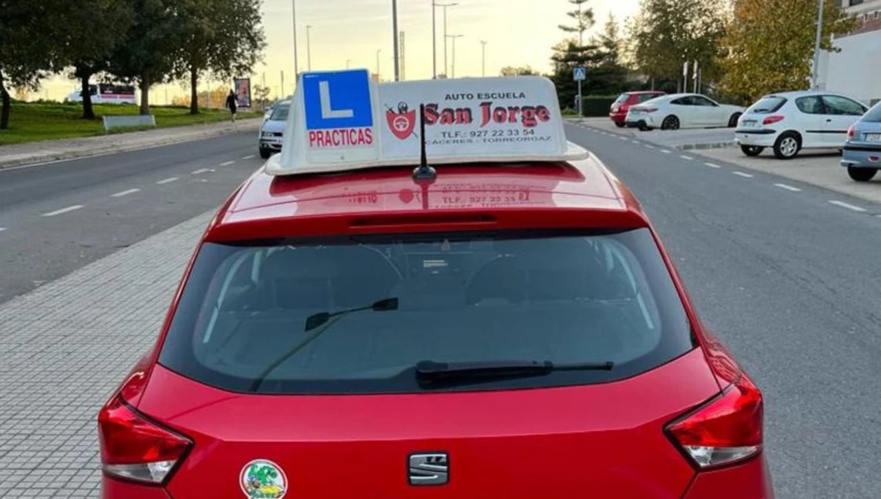 La DGT añade dos puntos más al carnet de conducir: Descubre cómo pedirlos 