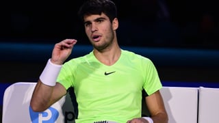 Tras las críticas, Carlos Alcaraz se pasa al ajedrez 