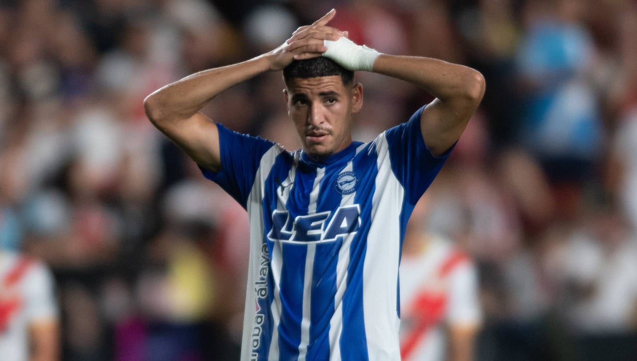 El Sevilla ya conoce a sus rivales para fichar al central deseado