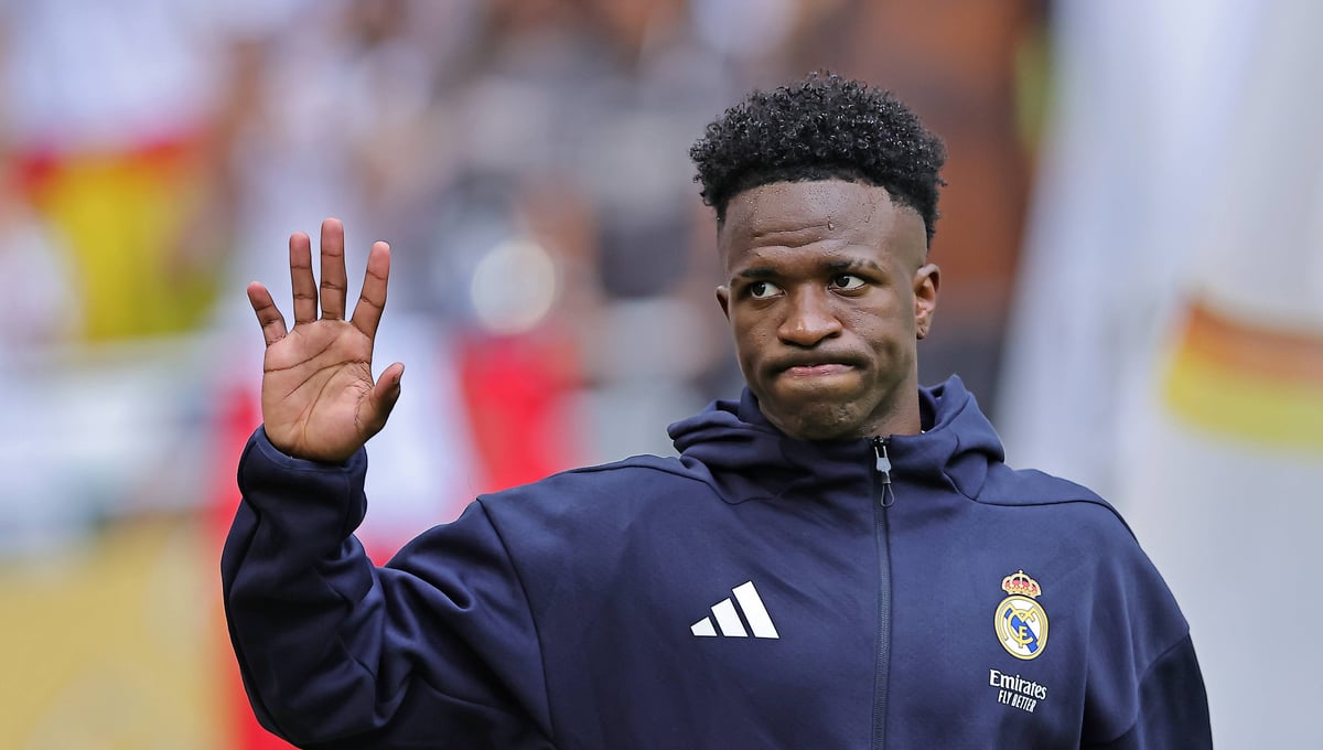 El Real Madrid, preocupado por la estrategia de renovación de Vinicius y la oferta de Arabia Saudí.