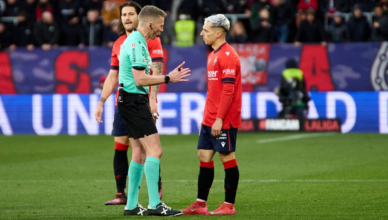 Bryan Zaragoza, enchufado