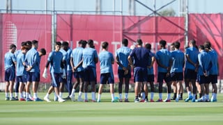 García Pimienta acude al mercado de próximidad para reforzar al Sevilla