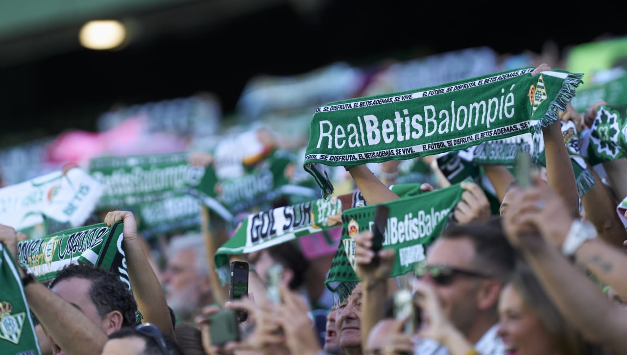 El Betis facilitará a sus socios la adquisición de derechos de suscripción preferente de acciones en la primera ronda de la ampliación de capital