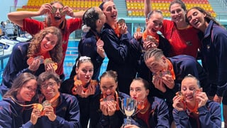 La natación artística española se da un baño histórico de medallas
