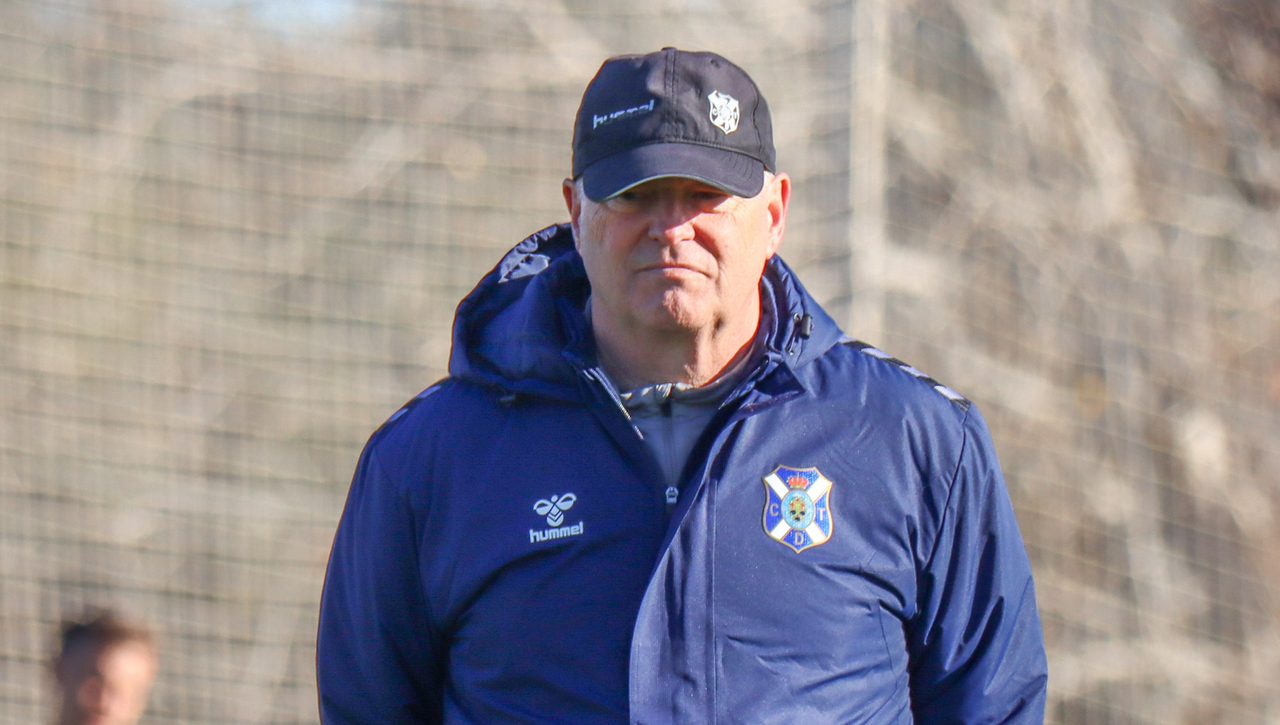 Pepe Mel explota con su despido