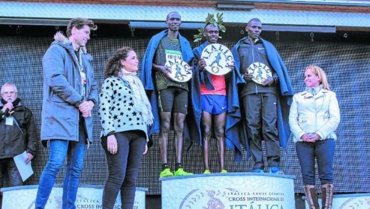 El premio 'Atletas Leyenda' en el Cross de Itálica