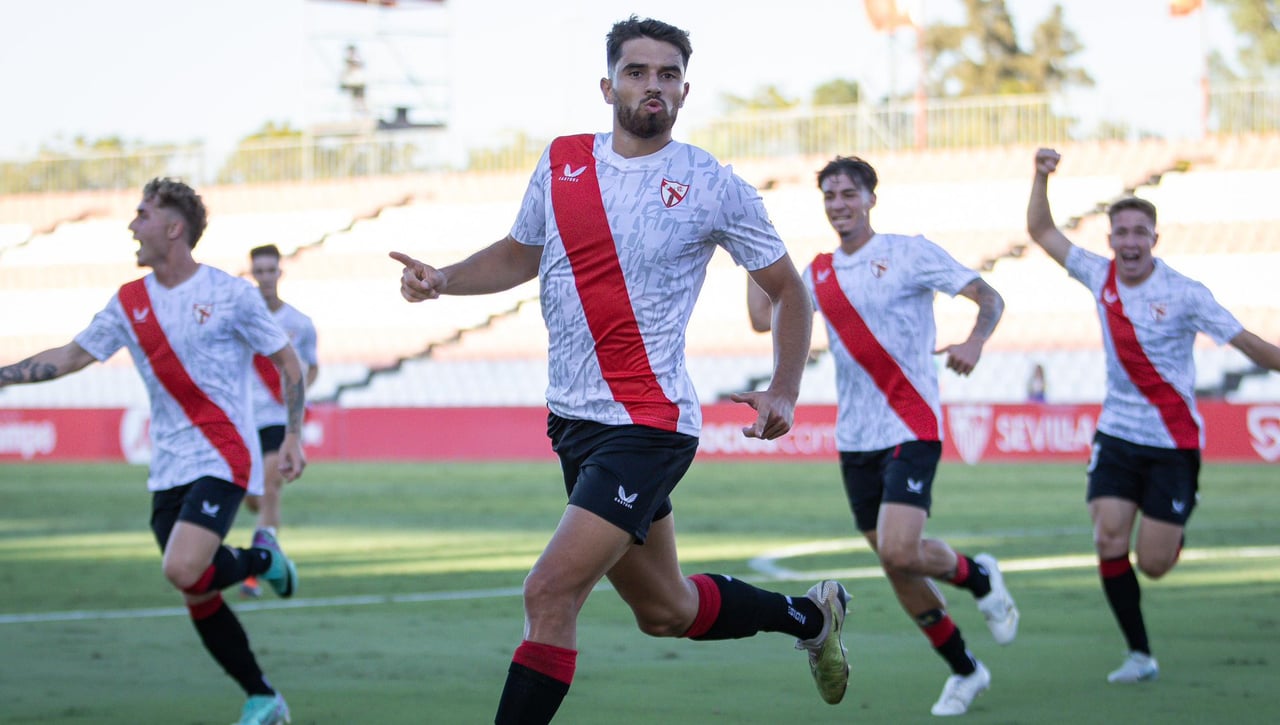 5-2: El Sevilla Atlético remonta y golea al Sanluqueño