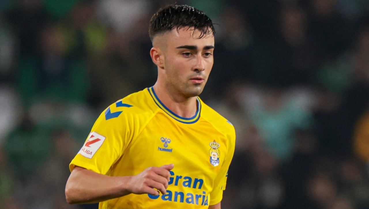 Diego Martínez no se corta con Alberto Moleiro y lo manda al banquillo