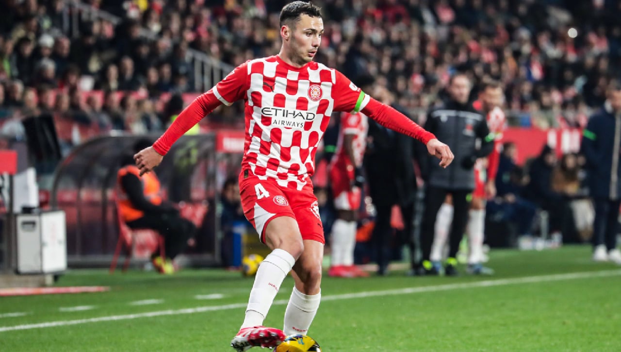 Quieren a Arnau Martínez