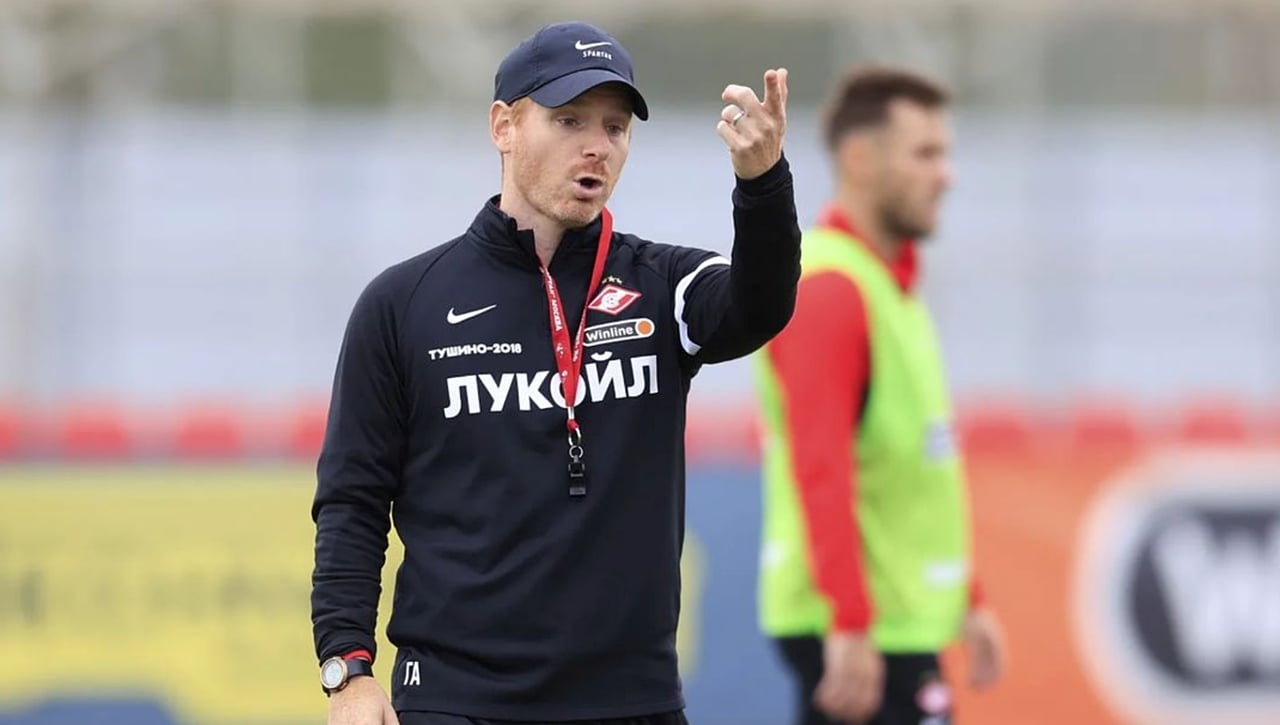 El Granada anuncia el nombre de su nuevo entrenador