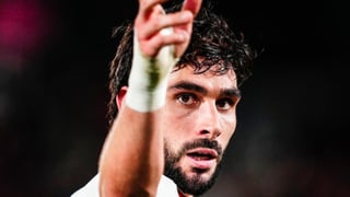 Maupay hace un 'Jovetic' en su estreno en el Sevilla y levanta la voz: "Hay que ayudar más"