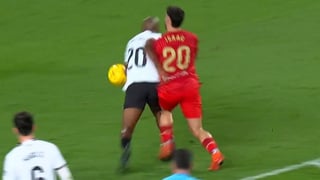 La polémica del Valencia - Sevilla: penaltis y manos