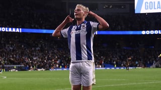 Óskarsson multiplica, Oyarzabal resta