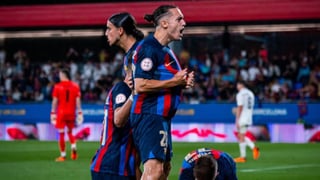 El sevillista Luismi Cruz la lía en el mini 'Clásico' con dos obras de arte