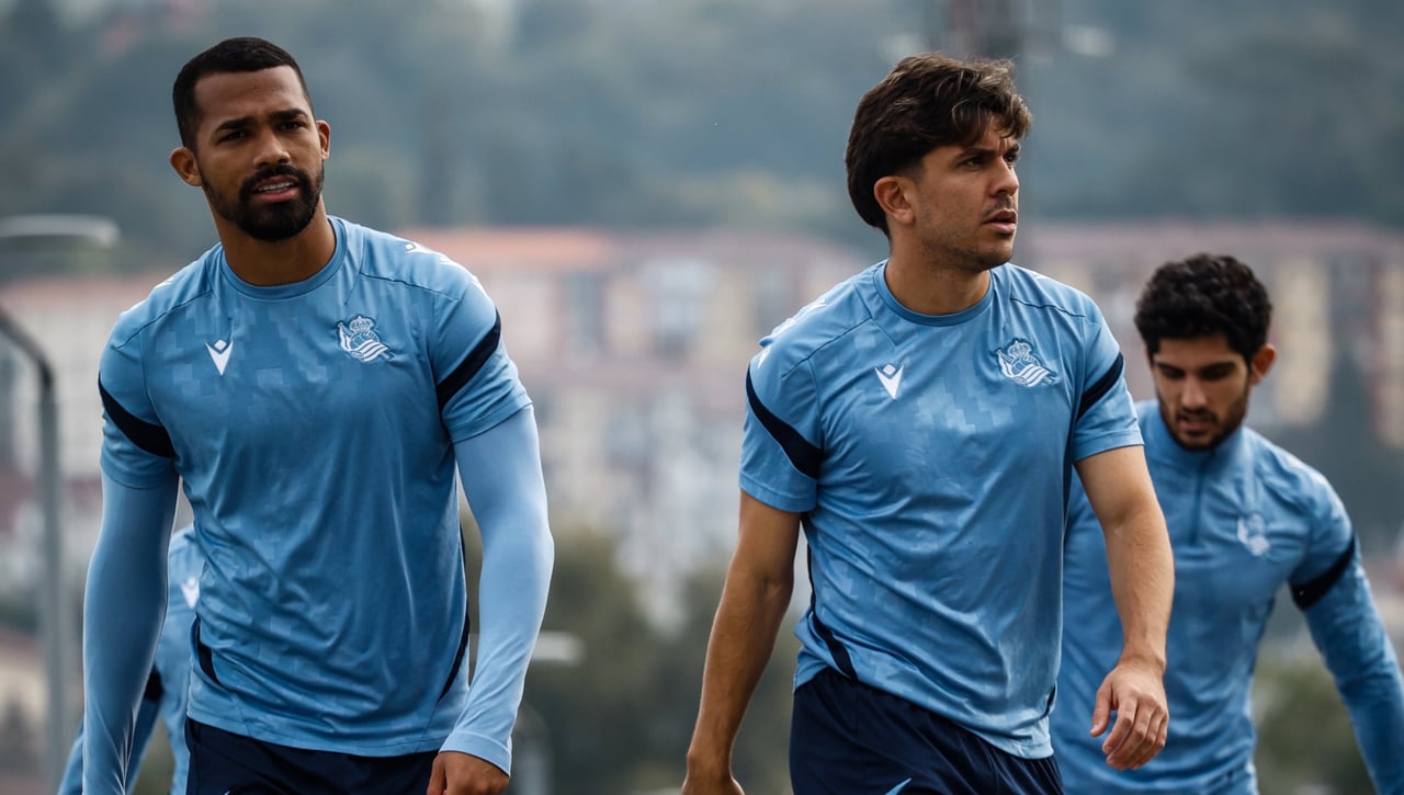 Lista de convocados de la Real Sociedad con dos descartes a la vista