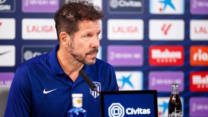 Simeone cambia de parecer sobre el mercado del Atlético y se posiciona en el 'caso Rubiales'