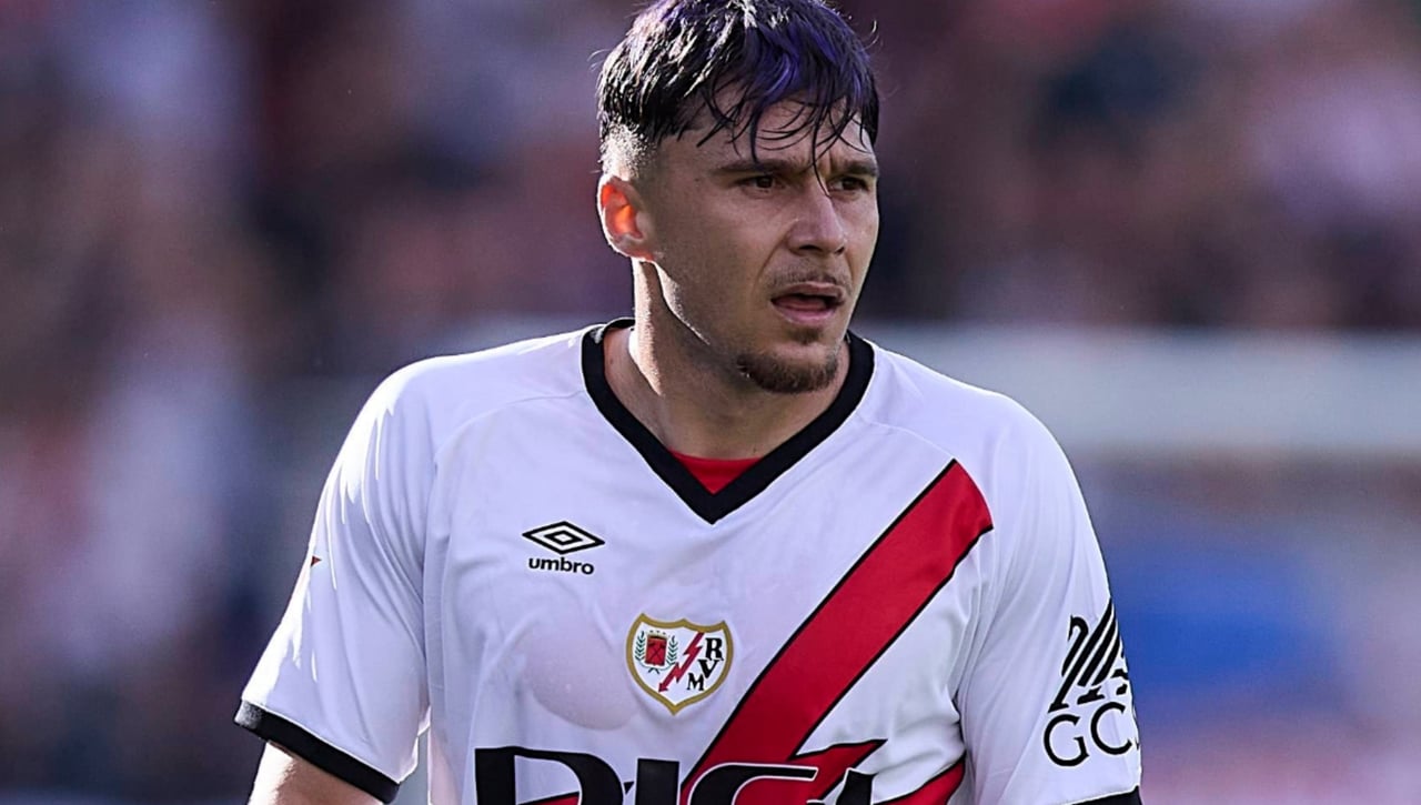 El Wolfsburgo oferta 14 millones por Ratiu; el Rayo exige su cláusula