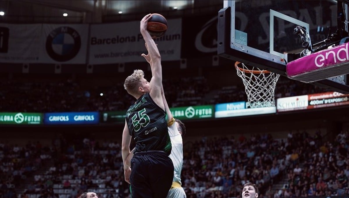 Maronka, más centímetros para el Betis