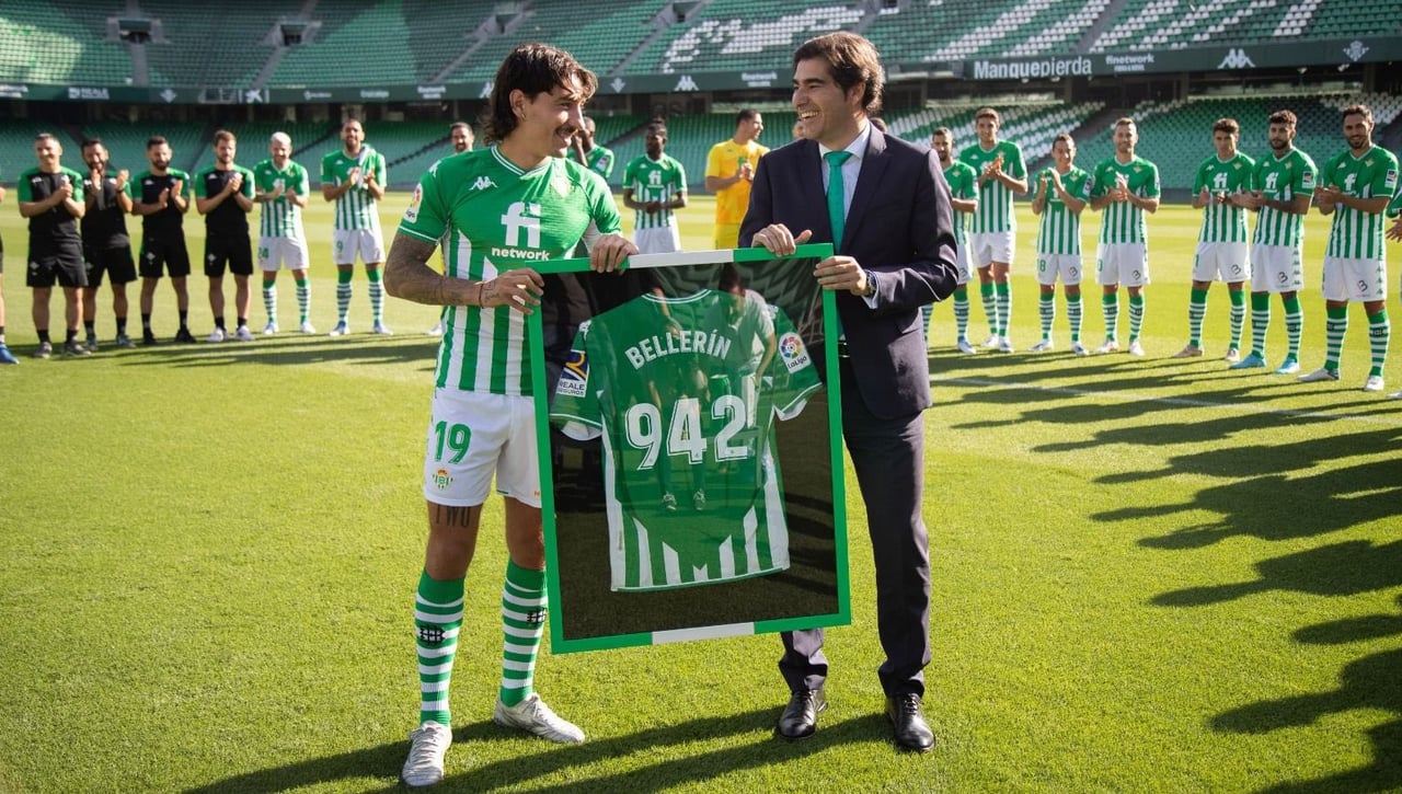 Bellerín, más cerca de volver al Betis