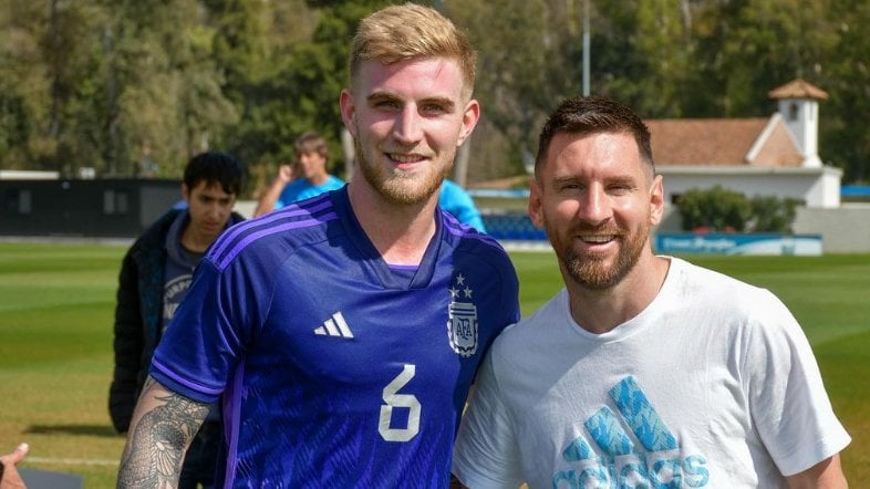 La Fiorentina se lleva gratis al central que vigilaban Betis y Sevilla