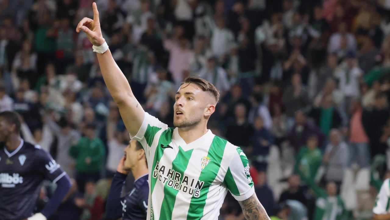 El Valencia llega tarde por un goleador libre