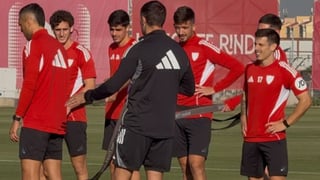 Numerosas bajas en el entrenamiento del Sevilla con Lukébakio como protagonista: "Homenaje a Dodi"  