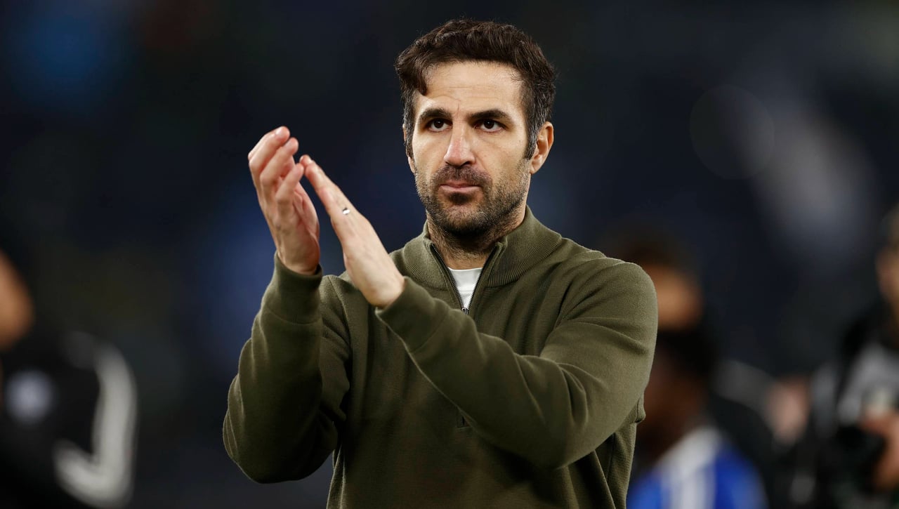 Cesc Fábregas quiere llevarse a una promesa del Barcelona