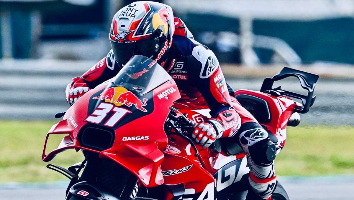 Pedro Acosta sube el nivel en Sepang y ya puede con un campeón del mundo de MotoGP