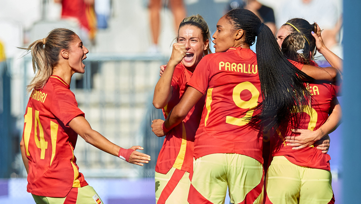 Brasil 0-2 España: Athenea del Castillo y Alexia Putellas certifican el primer puesto