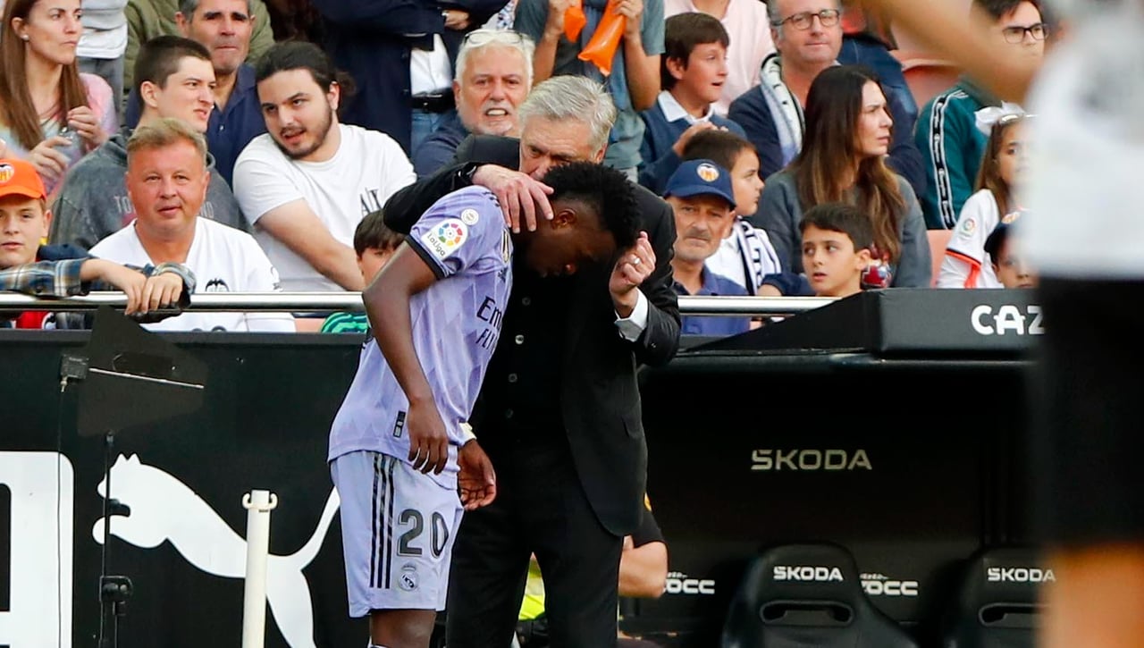 El Valencia responde a las "falacias" de Vinicius con un contundente comunicado 