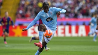 Mirando de reojo a Vigo por Ilaix Moriba