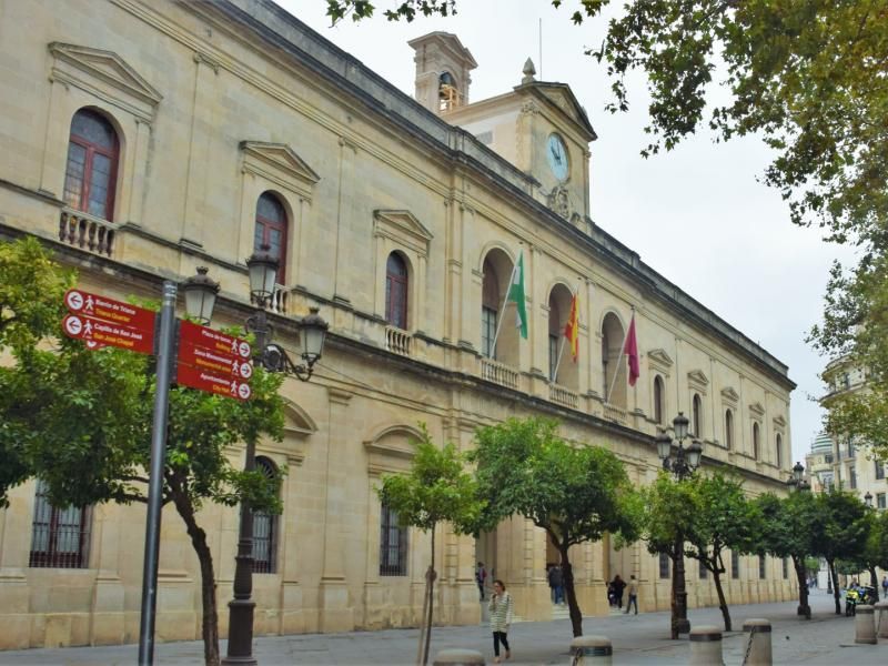 Hackean los servidores del Ayuntamiento de Sevilla y le piden millón y medio de euros por los datos secuestrados