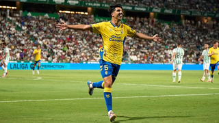 Primeros movimientos de fichajes en LaLiga Hypermotion: Deportivo de La Coruña y Almería interesados en el mismo jugador