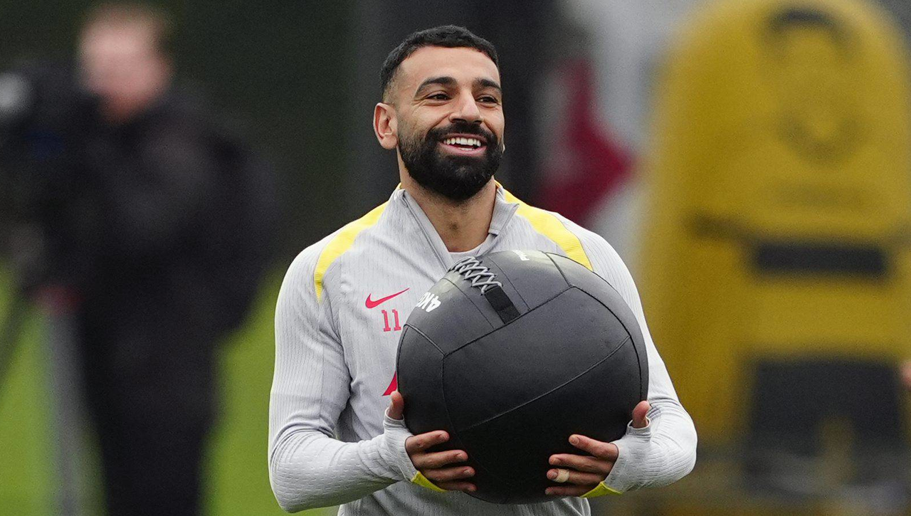 Salah por Nico Williams