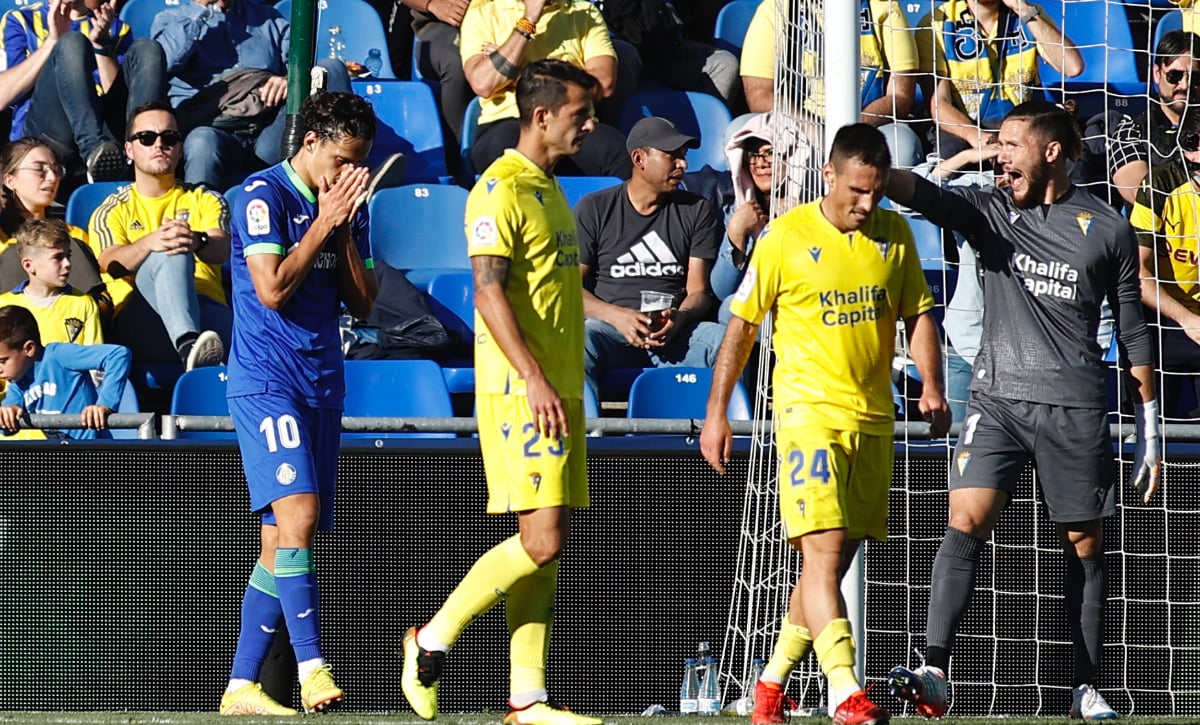 Los precedentes en Mestalla dan la espalda al Cádiz