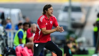 Matías Almeyda lamenta la situación de bloqueo en el Sevilla  