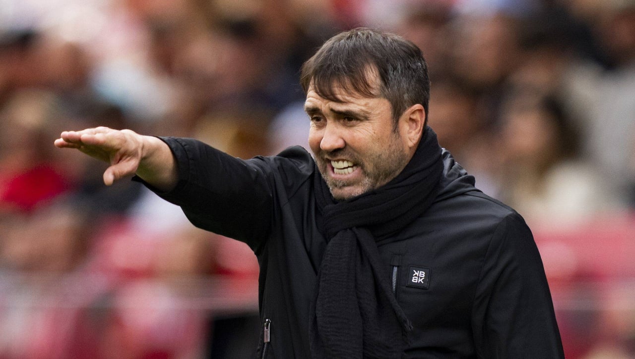 Coudet, entrenador del Alavés, da buenas noticias con Jon Pacheco: "Ha tenido una recuperación muy buena"