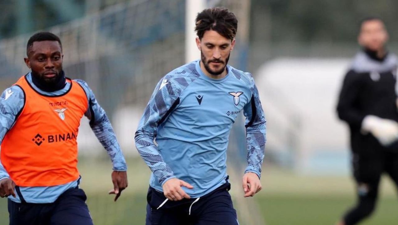 Lucas Pérez toma nota del fichaje de Luis Alberto por el Cádiz