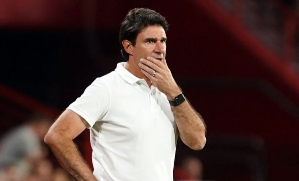 Opiniones dispares en el Granada sobre el futuro de Aitor Karanka