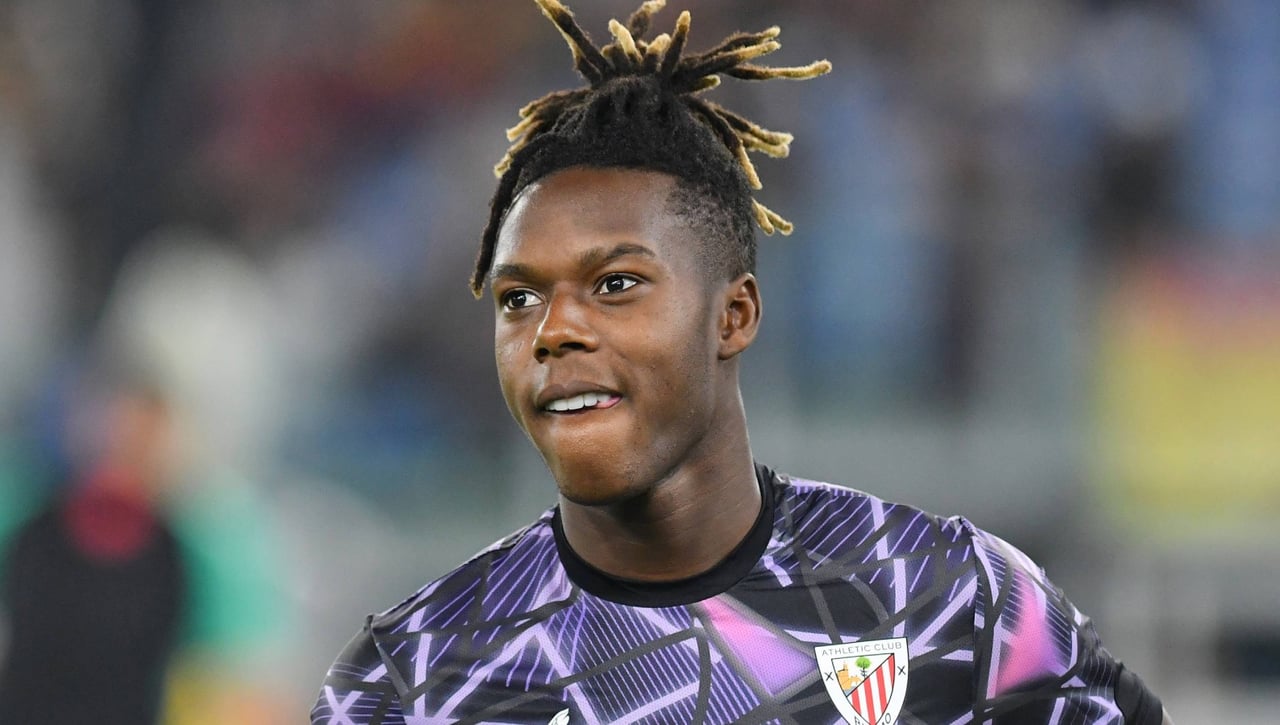 Nico Williams del Athletic Club inicia una relación con una influencer popular.